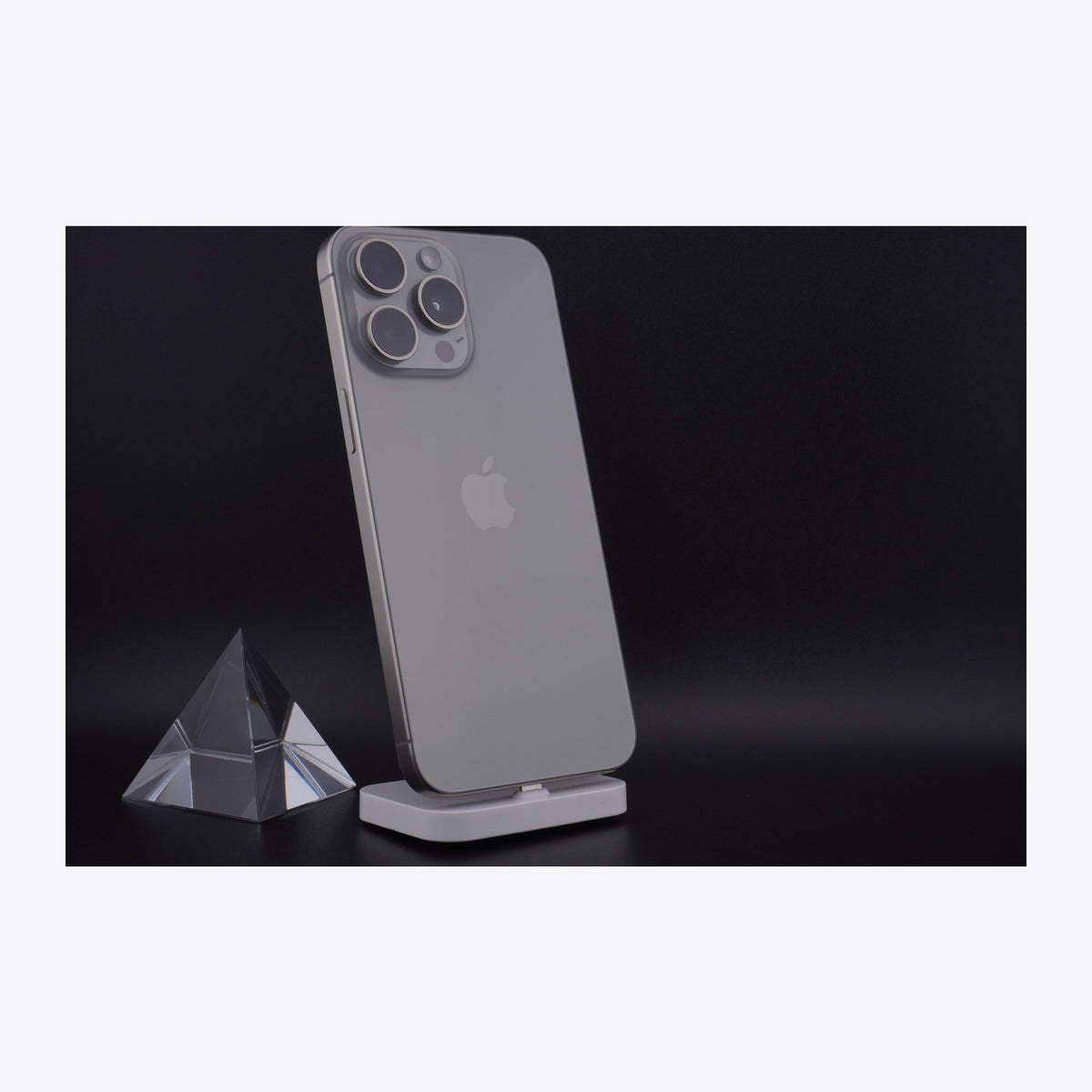 Used: iPhone 15 Pro (2023), 128 GB, Natural Titanium – Photo 1