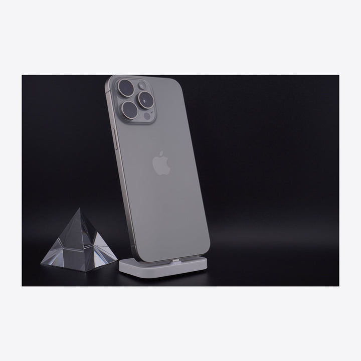 Used: iPhone 15 Pro (2023), 128 GB, Natural Titanium – Photo 1